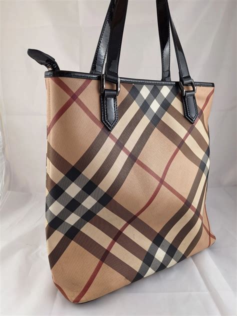 burberry purse with hearts|second hand Burberry bag.